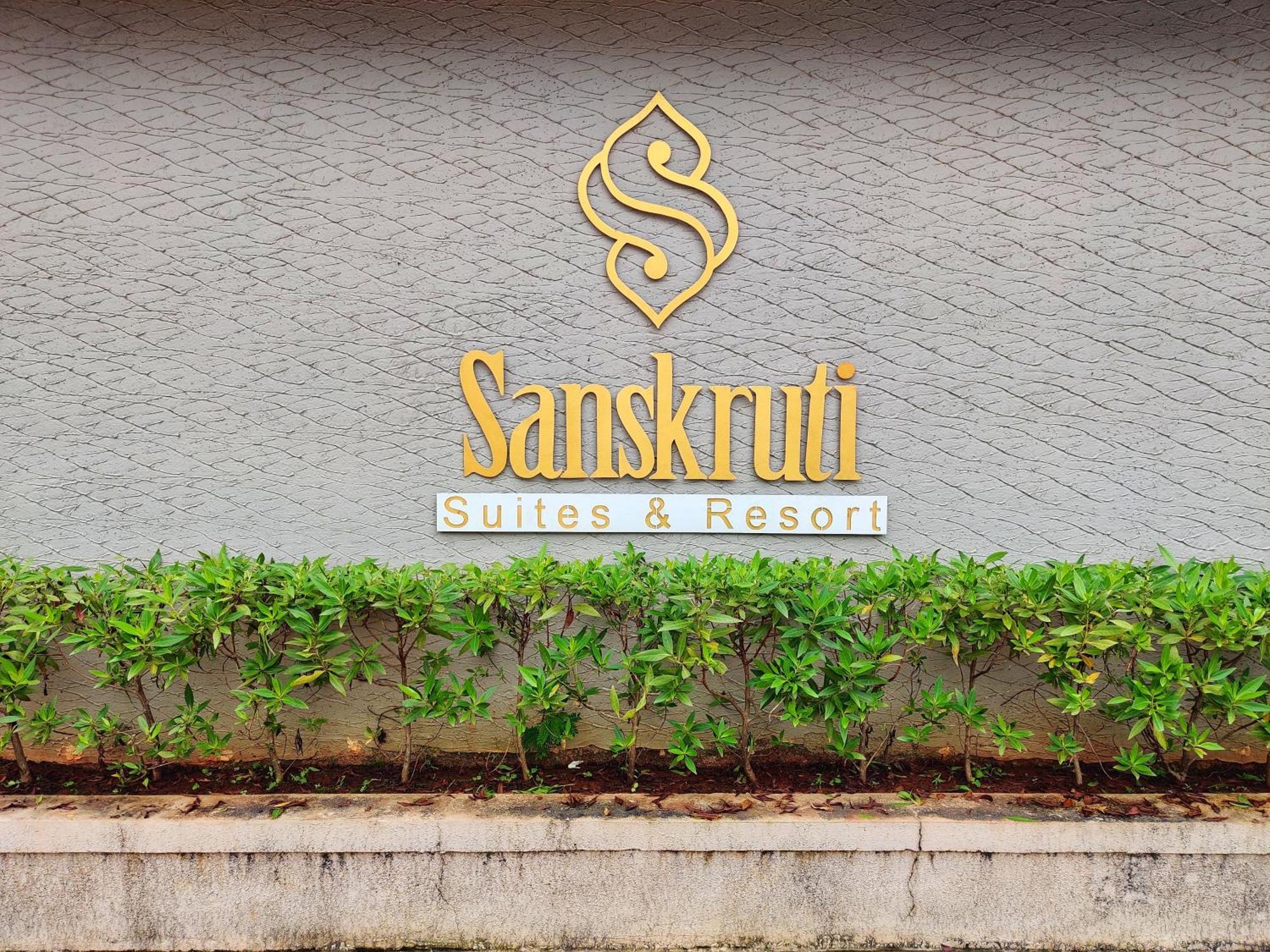 Pushpam Sanskruti Resort Karjat - A Pure Veg Resort Dhamni Exterior foto